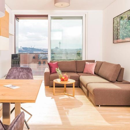 Triiiple Tower Dream Apartments With Rooftop-Summer-Pool Viena Exterior foto