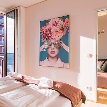 Triiiple Tower Dream Apartments With Rooftop-Summer-Pool Viena Exterior foto